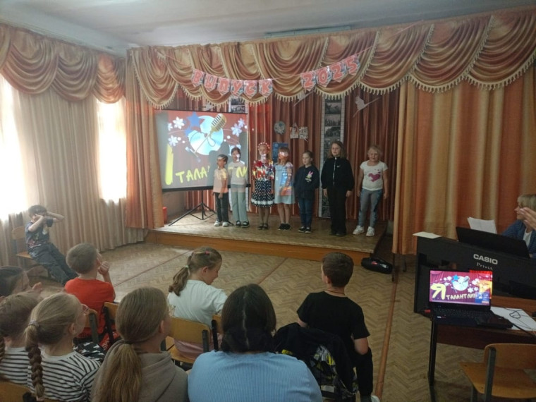 Вести из пришкольного лагеря!!!.